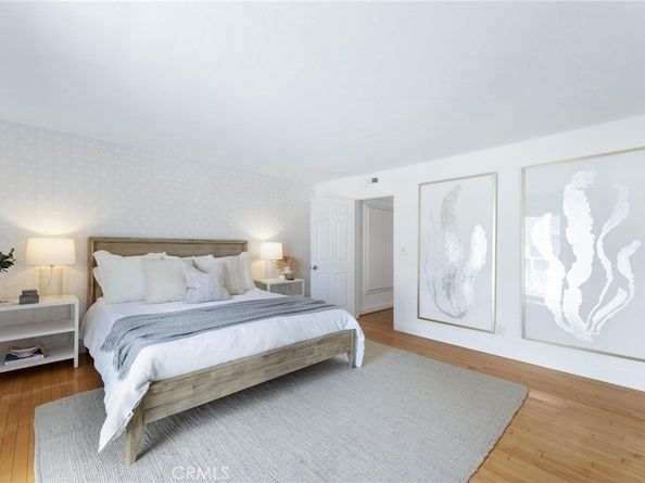 1421 12th Street 1, Manhattan Beach CA 90266