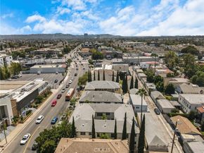 1215 S Fairfax Avenue, Los Angeles CA 90019