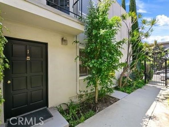 1288 Barry, Los Angeles CA 90025