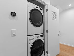 615 Aviation Way, Manhattan Beach CA 90266