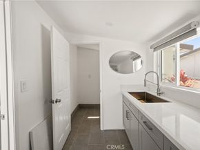15420 Bonsallo Avenue, Gardena CA 90247