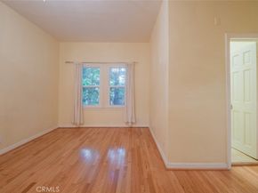 340 N Oakhurst Drive 103, Beverly Hills CA 90210