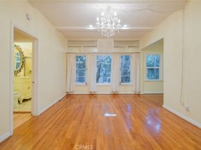 340 N Oakhurst Drive 103, Beverly Hills CA 90210