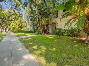 340 N Oakhurst Drive 103, Beverly Hills CA 90210