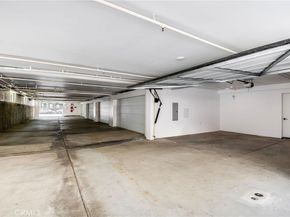 5258 Hermitage 101, Valley Village CA 91607