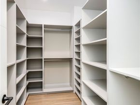 5258 Hermitage 101, Valley Village CA 91607