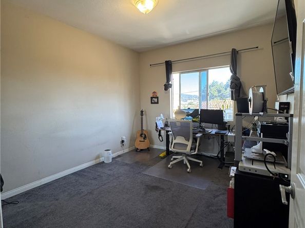 12375 Osborne Place 07, Pacoima CA 91331