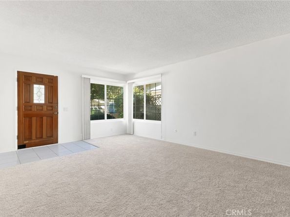 10540 Eton Avenue, Chatsworth CA 91311