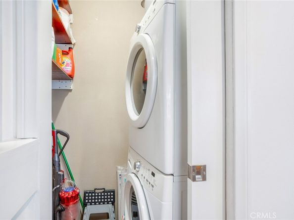 619 Granada Street, Glendale CA 91205