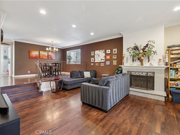 21900 Marylee 281, Woodland Hills CA 91367