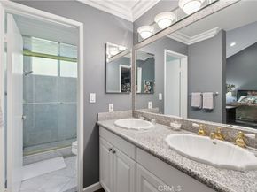 21900 Marylee 281, Woodland Hills CA 91367