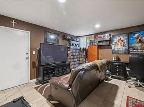 21900 Marylee 281, Woodland Hills CA 91367