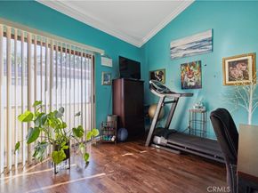 21900 Marylee 281, Woodland Hills CA 91367