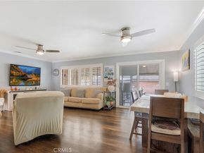 19122 Vanowen St, Reseda CA 91335