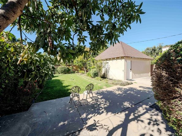 433 S Bundy Drive, Los Angeles CA 90049