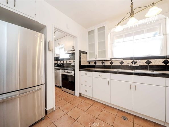 433 S Bundy Drive, Los Angeles CA 90049