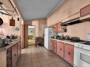 3827 W 132nd Street, Hawthorne CA 90250