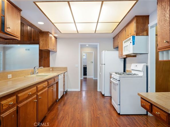 9021 Rubio Avenue, North Hills CA 91343