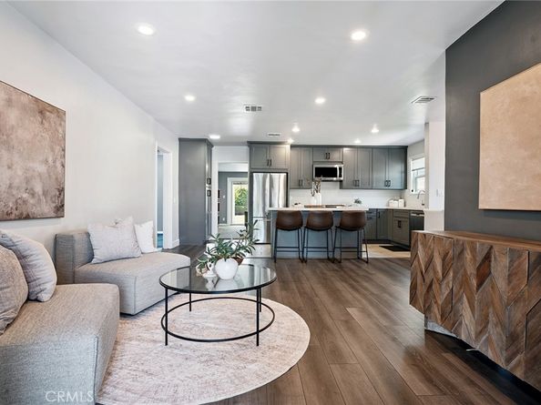 6451 Riverton Avenue, North Hollywood CA 91606