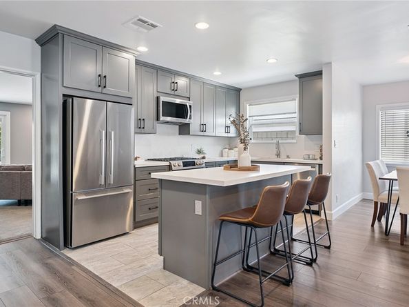 6451 Riverton Avenue, North Hollywood CA 91606