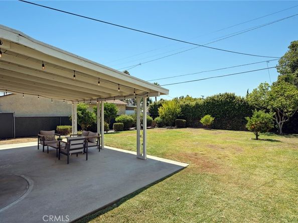 6451 Riverton Avenue, North Hollywood CA 91606