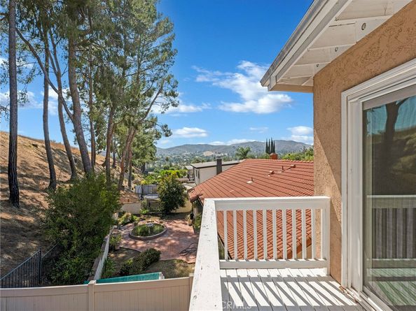 28702 Eagleton Street, Agoura Hills CA 91301
