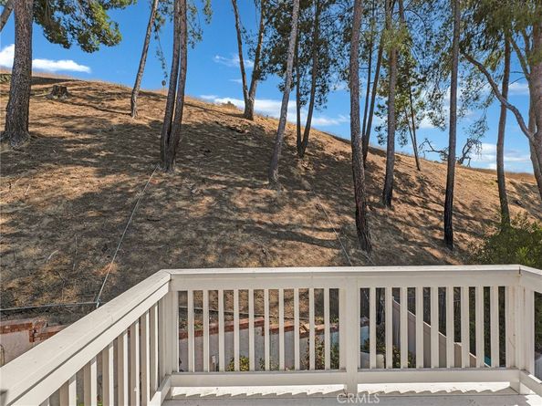 28702 Eagleton Street, Agoura Hills CA 91301