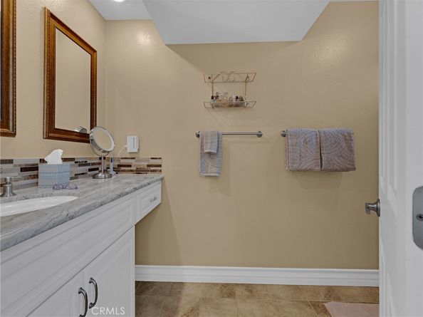 28702 Eagleton Street, Agoura Hills CA 91301