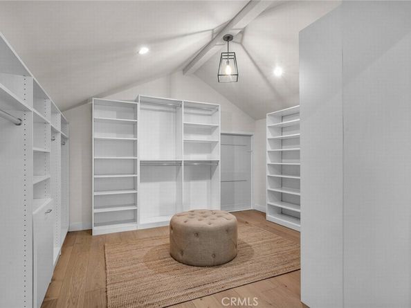 5110 Greenbush Avenue, Sherman Oaks CA 91423