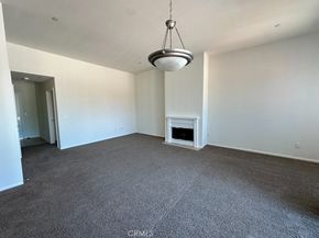 7551 Jordan Avenue 405, Canoga Park CA 91303