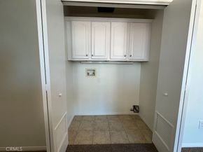 7551 Jordan Avenue 405, Canoga Park CA 91303