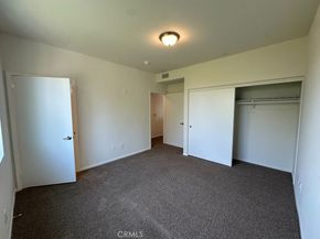 7551 Jordan Avenue 405, Canoga Park CA 91303