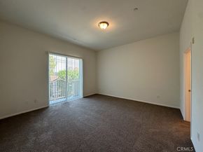 7551 Jordan Avenue 405, Canoga Park CA 91303