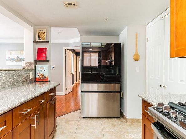 110 W Maple Street 2, Glendale CA 91204