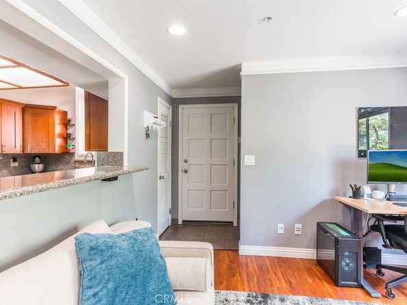 110 W Maple Street 2, Glendale CA 91204