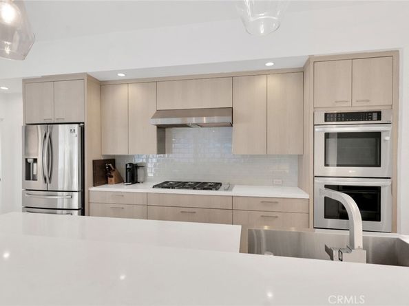 2712 N Beverly Glen Boulevard, Los Angeles CA 90077