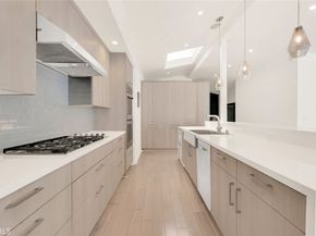 2712 N Beverly Glen Boulevard, Los Angeles CA 90077