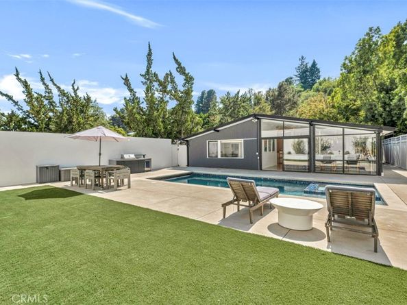 2712 N Beverly Glen Boulevard, Los Angeles CA 90077