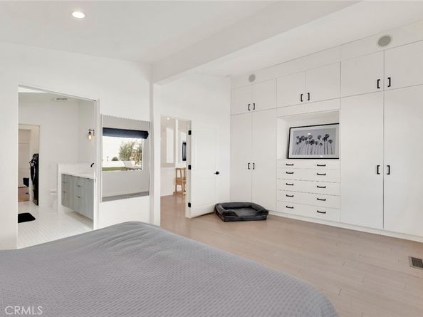 2712 N Beverly Glen Boulevard, Los Angeles CA 90077
