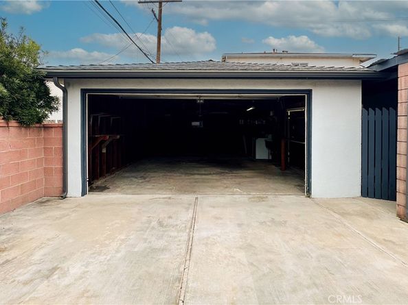 12961 Panama Street, Los Angeles CA 90066