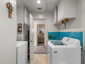 11744 Welby Way, North Hollywood CA 91606