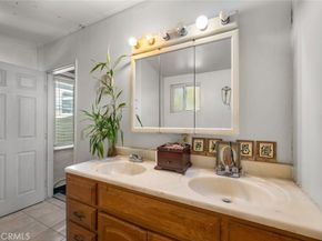11744 Welby Way, North Hollywood CA 91606