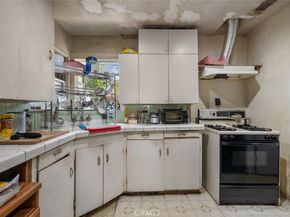 11744 Welby Way, North Hollywood CA 91606