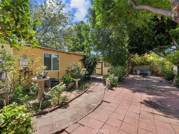 11744 Welby Way, North Hollywood CA 91606