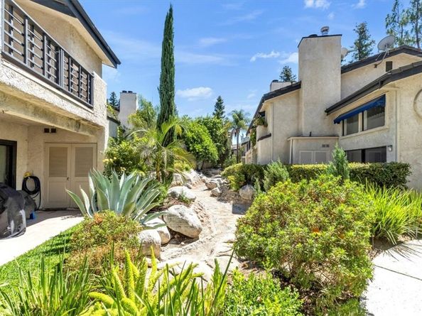 5728 Skyview Way G, Agoura Hills CA 91301