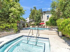 5728 Skyview Way G, Agoura Hills CA 91301