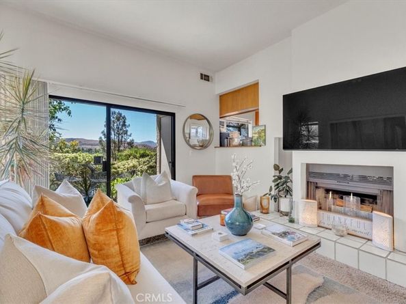 5728 Skyview Way G, Agoura Hills CA 91301