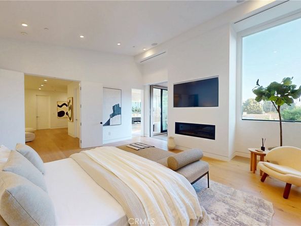 1845 Coldwater Canyon Drive, Beverly Hills CA 90210