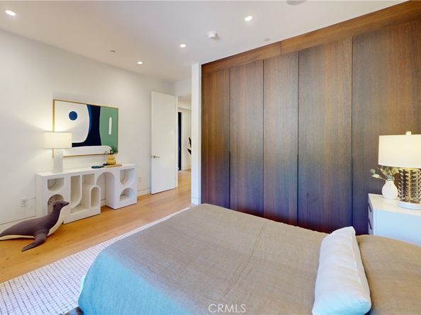 1845 Coldwater Canyon Drive, Beverly Hills CA 90210