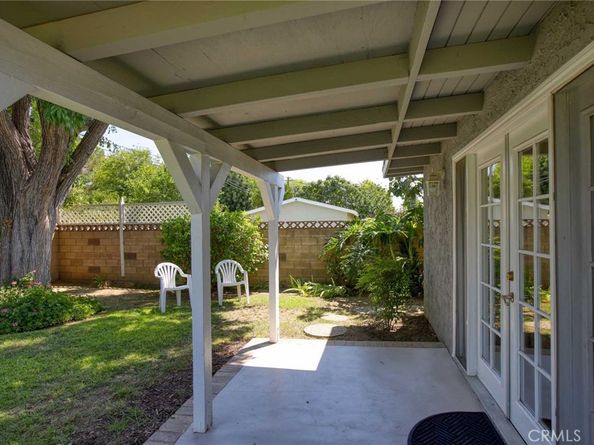 7816 Shoup Avenue, West Hills CA 91304